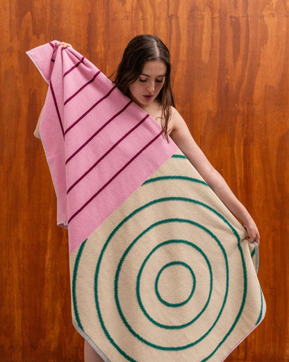 Petra Towel: Bath Towel