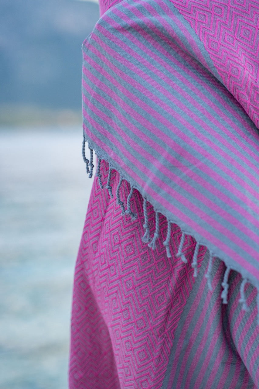 Beach Towel Tila - fuchsia