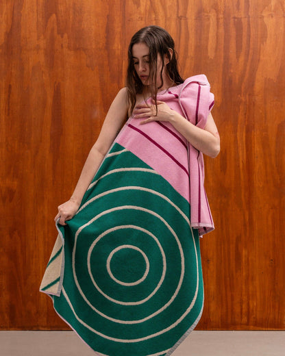 Petra Towel: Hand Towel