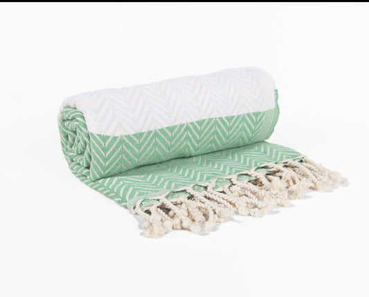 Pludmales dvielis zaļš ar baltu