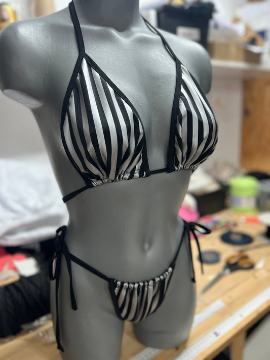 KT - BIKINI -  one size - SVĪTRAINS